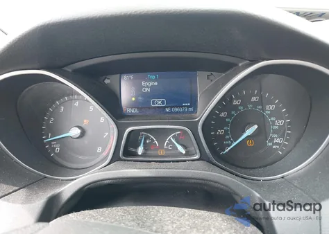 2014 Ford Focus Se z USA, uszkodzony, nr VIN 1FADP3K22EL251661